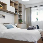 Walk To King\'S Hospital,Private Terrace,828 Sq Ft,Workspace